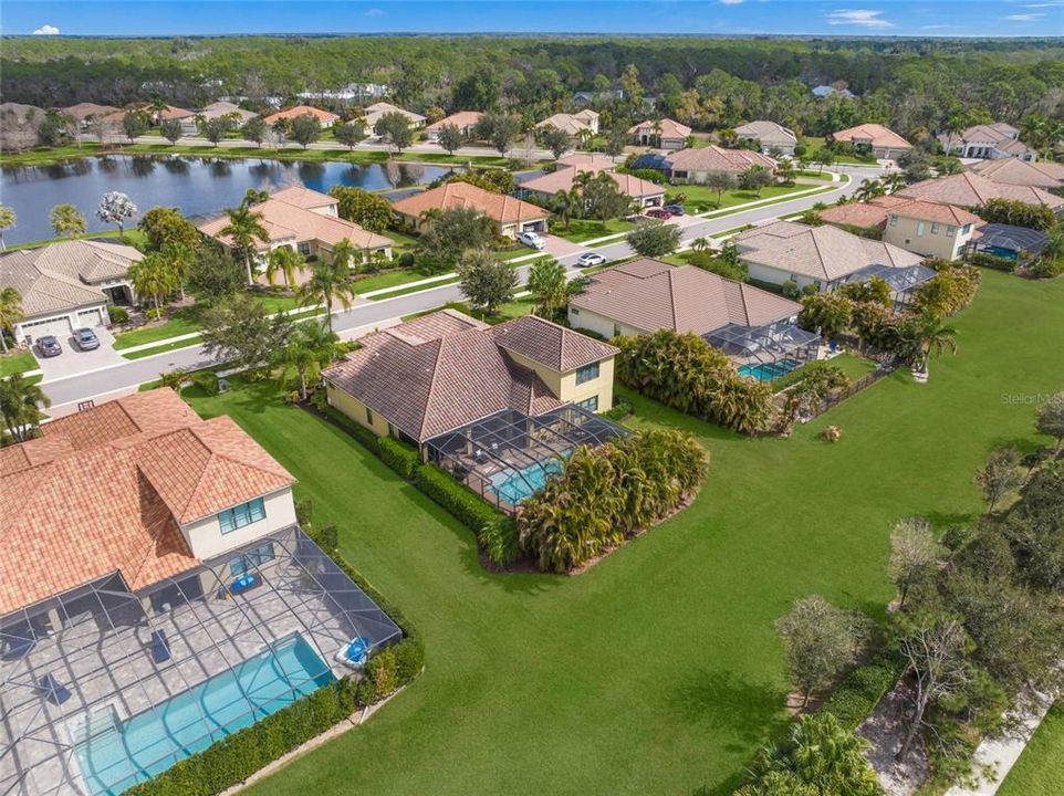 Active With Contract: $995,000 (4 beds, 4 baths, 3438 Square Feet)