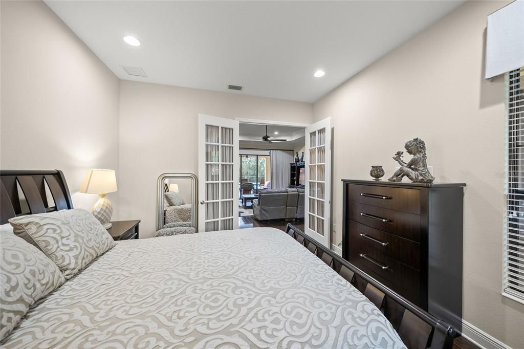 Active With Contract: $995,000 (4 beds, 4 baths, 3438 Square Feet)