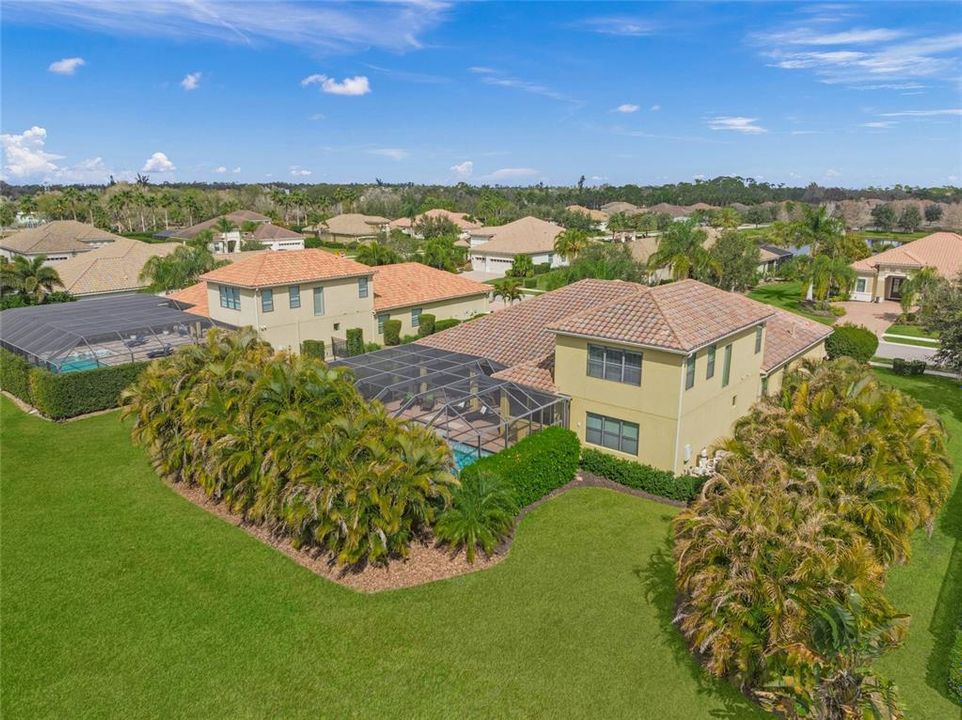 Active With Contract: $995,000 (4 beds, 4 baths, 3438 Square Feet)