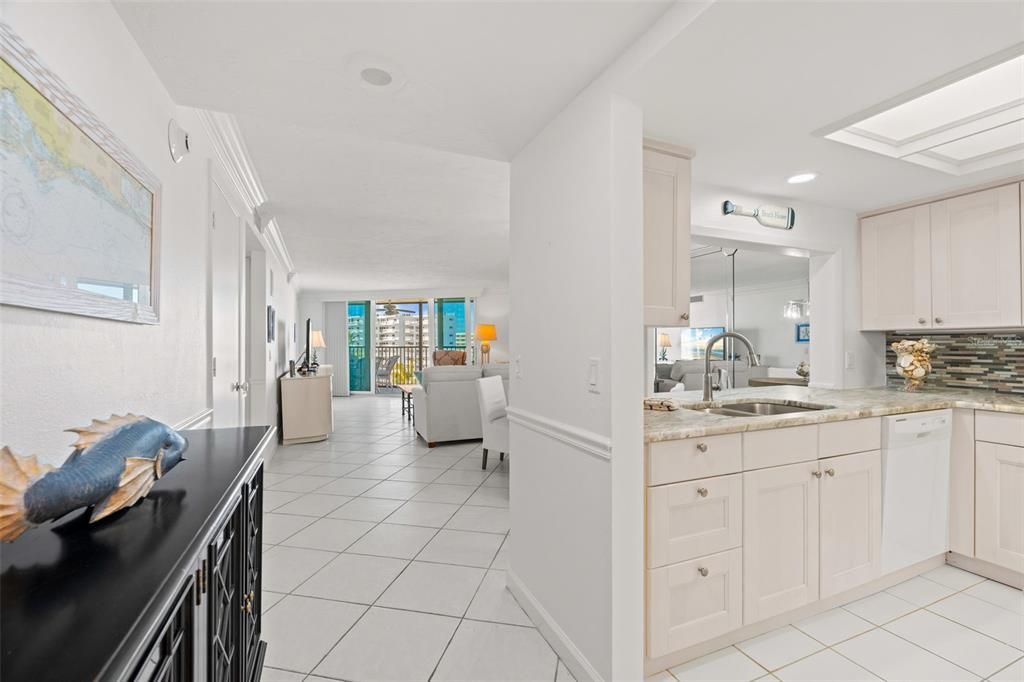 For Sale: $1,150,000 (2 beds, 2 baths, 1498 Square Feet)