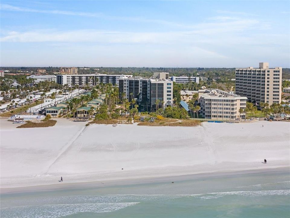 For Sale: $1,150,000 (2 beds, 2 baths, 1498 Square Feet)