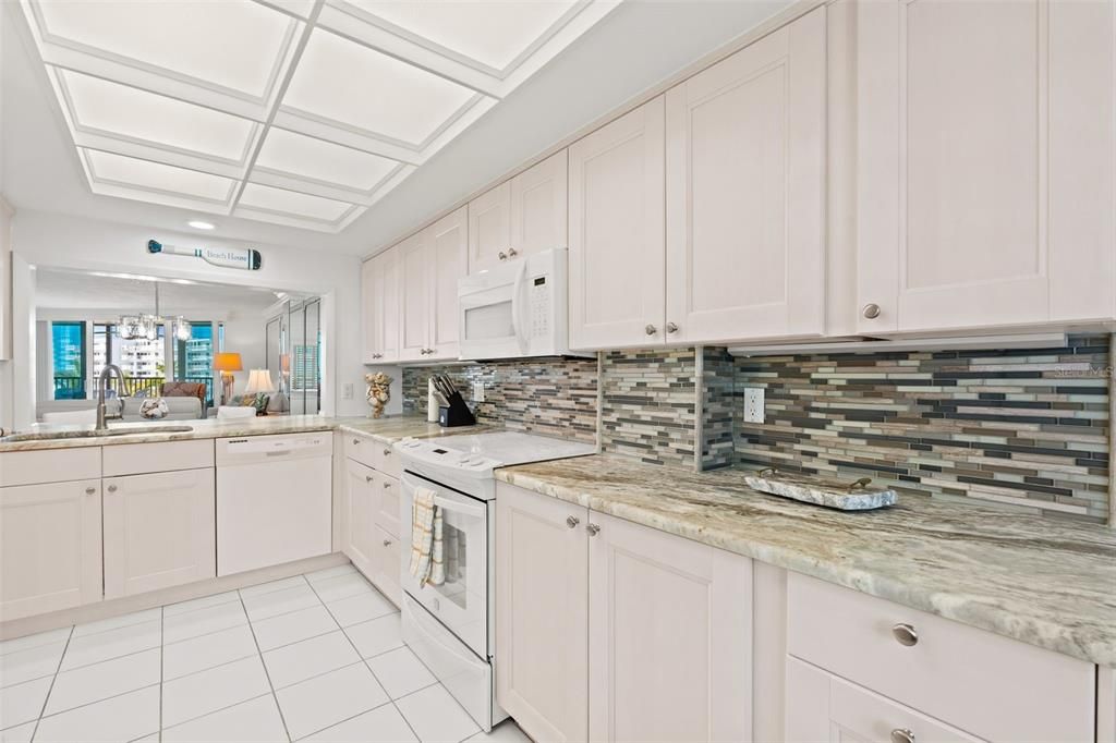 For Sale: $1,150,000 (2 beds, 2 baths, 1498 Square Feet)
