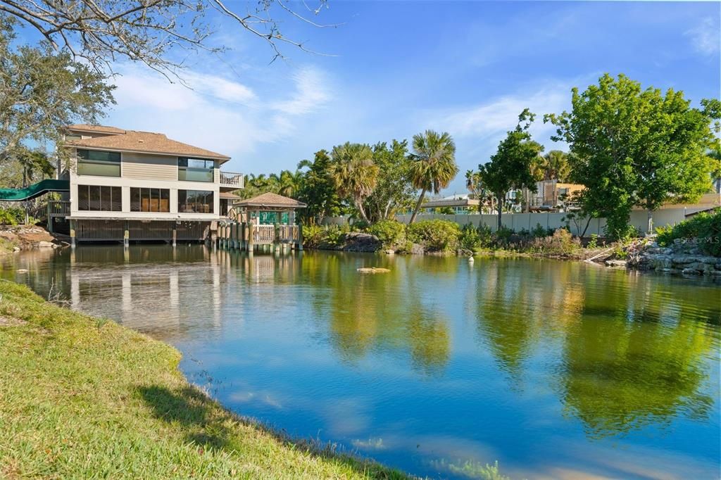 For Sale: $1,150,000 (2 beds, 2 baths, 1498 Square Feet)