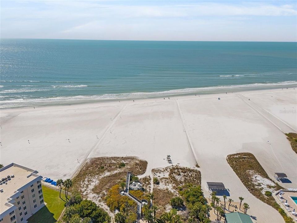 For Sale: $1,150,000 (2 beds, 2 baths, 1498 Square Feet)