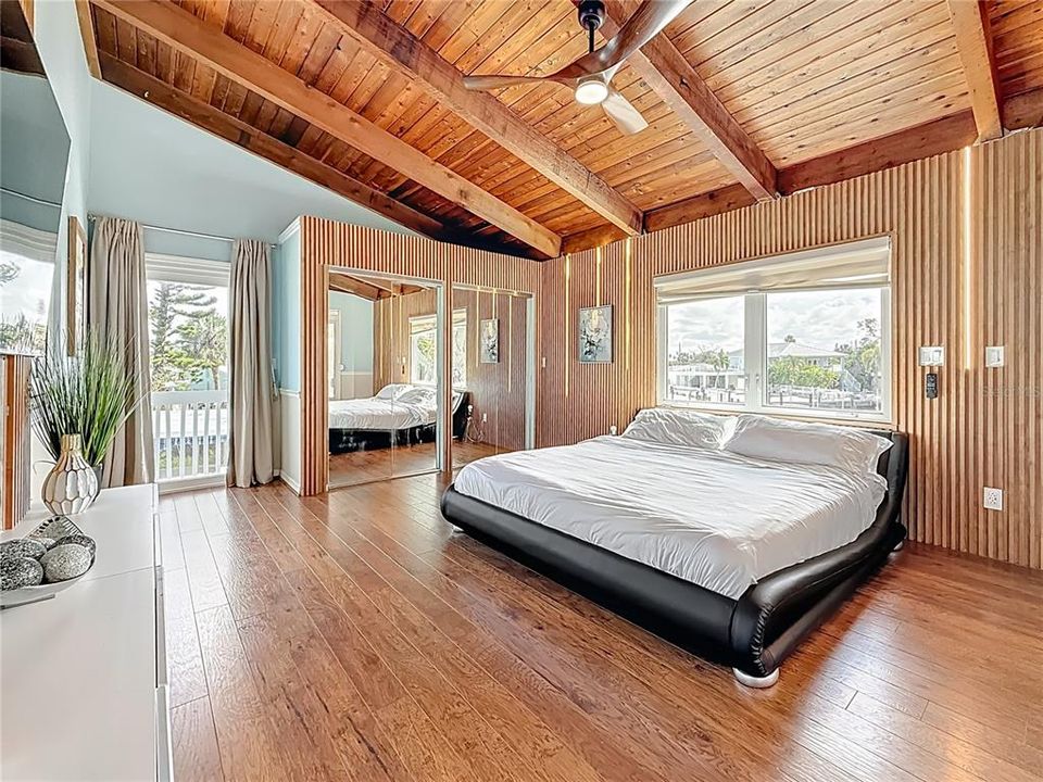 For Rent: $6,900 (3 beds, 2 baths, 2189 Square Feet)