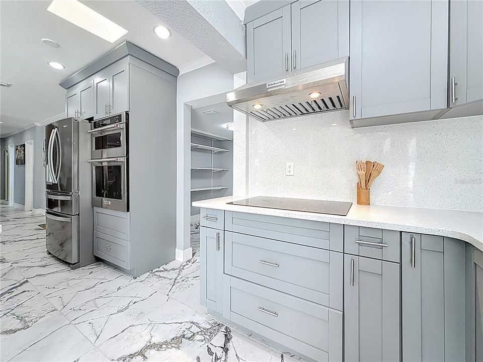 For Rent: $6,900 (3 beds, 2 baths, 2189 Square Feet)