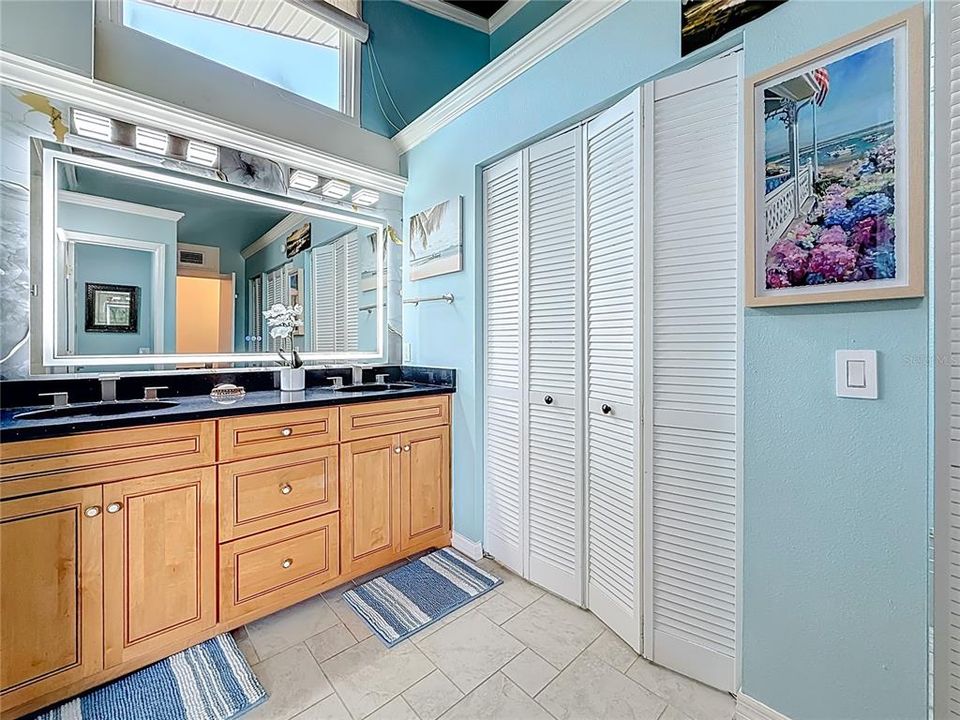 For Rent: $6,900 (3 beds, 2 baths, 2189 Square Feet)