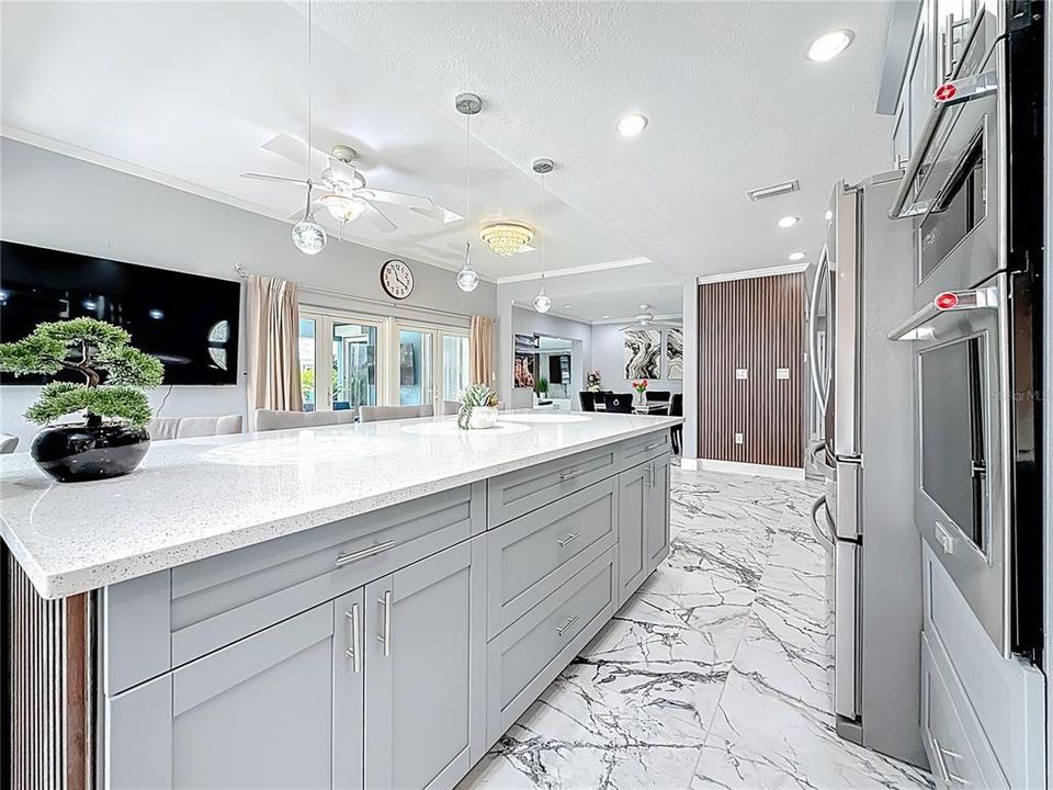 For Rent: $6,900 (3 beds, 2 baths, 2189 Square Feet)