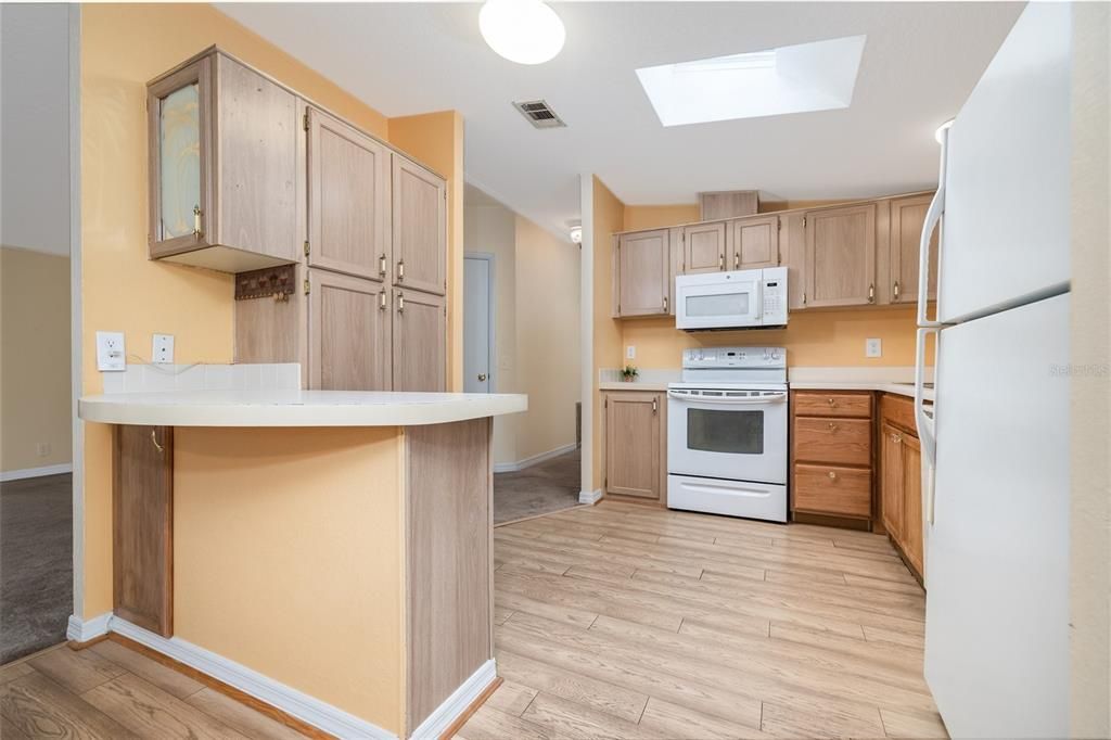 Activo con contrato: $189,000 (2 camas, 2 baños, 1000 Pies cuadrados)