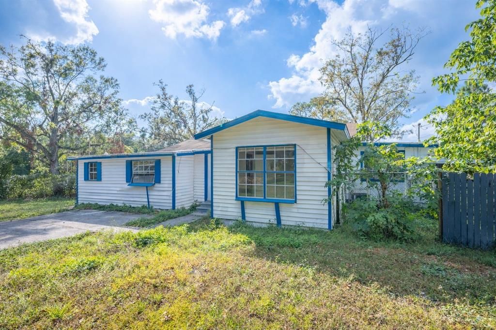 На продажу: $299,900 (5 спален, 0 ванн, 2515 Квадратных фут)