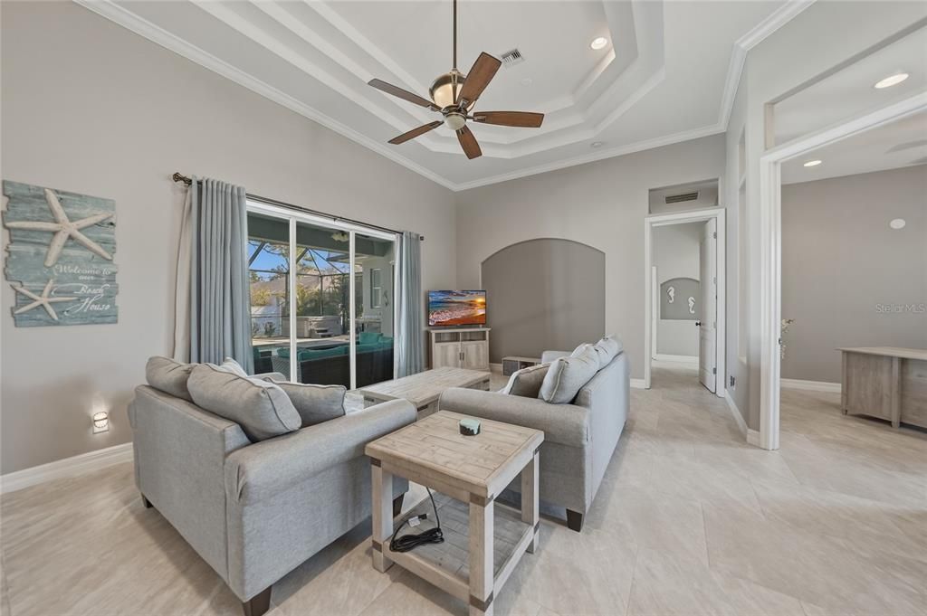 For Sale: $630,000 (4 beds, 2 baths, 2712 Square Feet)
