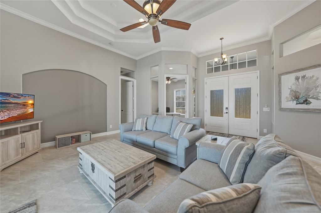 For Sale: $630,000 (4 beds, 2 baths, 2712 Square Feet)
