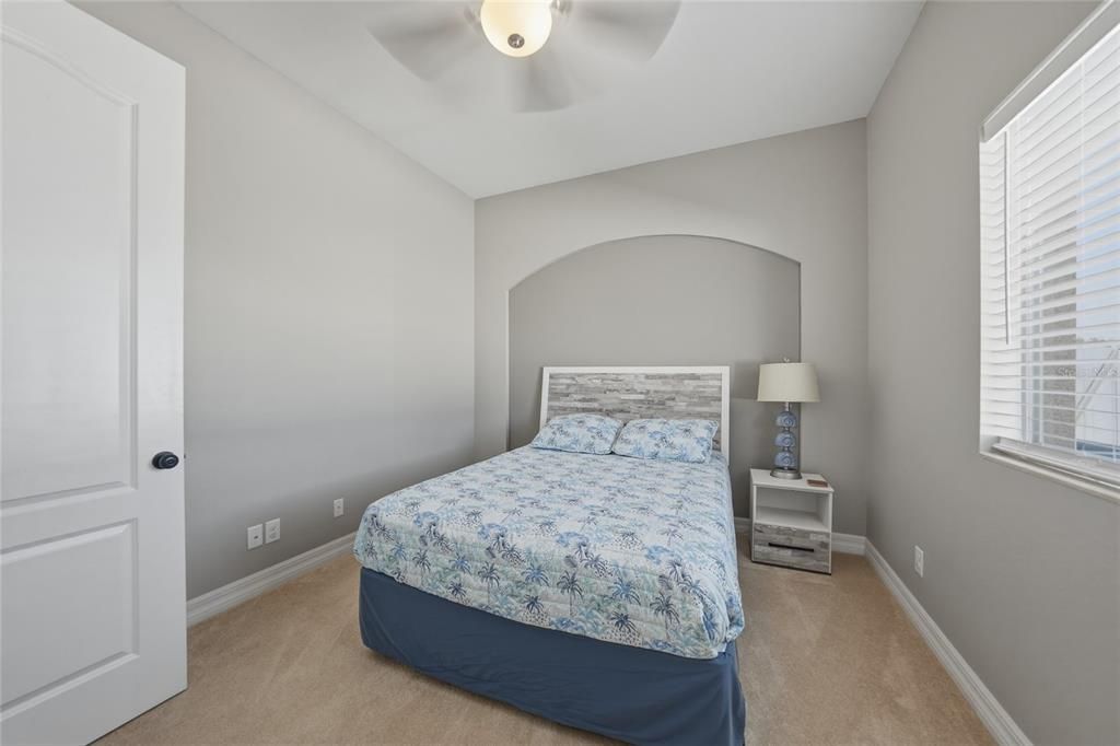 For Sale: $630,000 (4 beds, 2 baths, 2712 Square Feet)