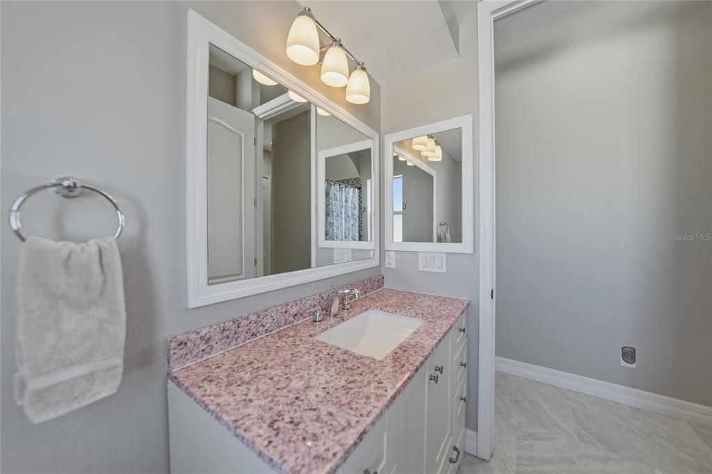 For Sale: $630,000 (4 beds, 2 baths, 2712 Square Feet)