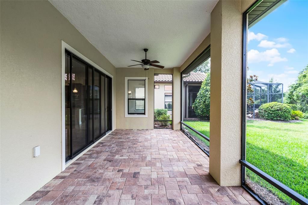 Activo con contrato: $487,500 (3 camas, 2 baños, 1971 Pies cuadrados)