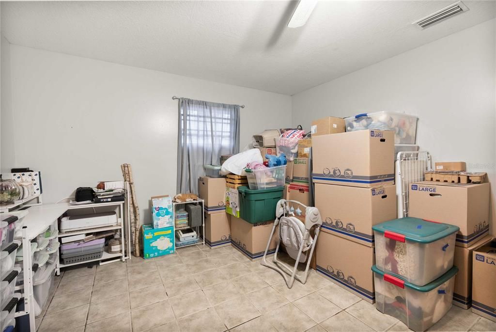 For Sale: $699,000 (3 beds, 2 baths, 1711 Square Feet)