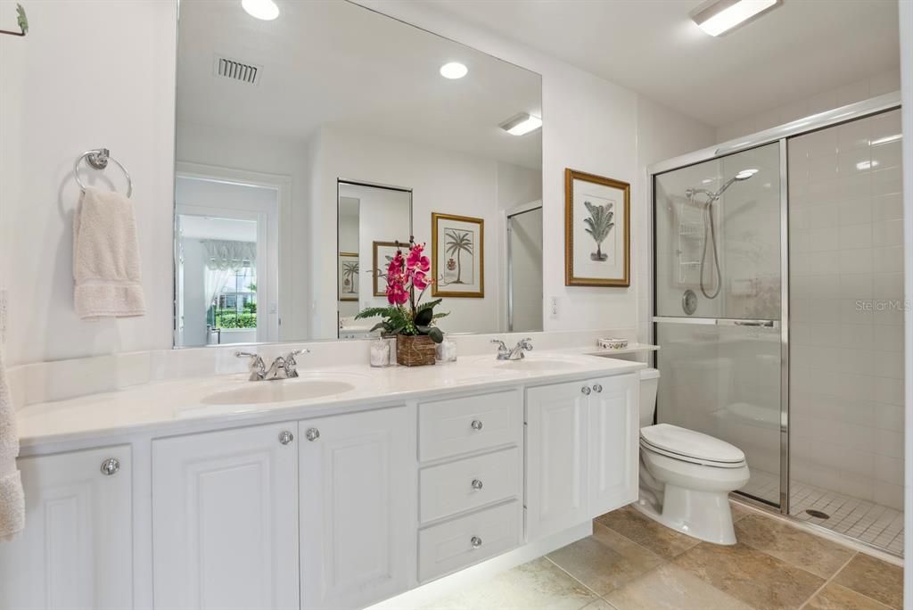 待售: $485,000 (2 贝兹, 2 浴室, 1693 平方英尺)