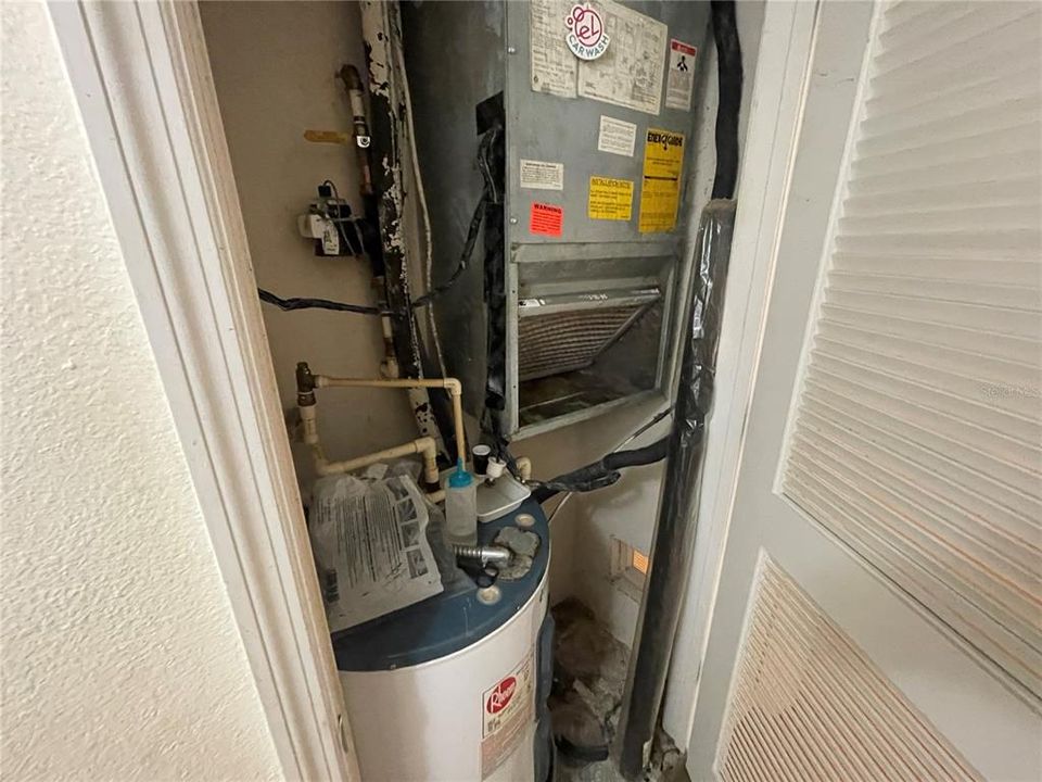 En Venta: $150,000 (2 camas, 2 baños, 1053 Pies cuadrados)