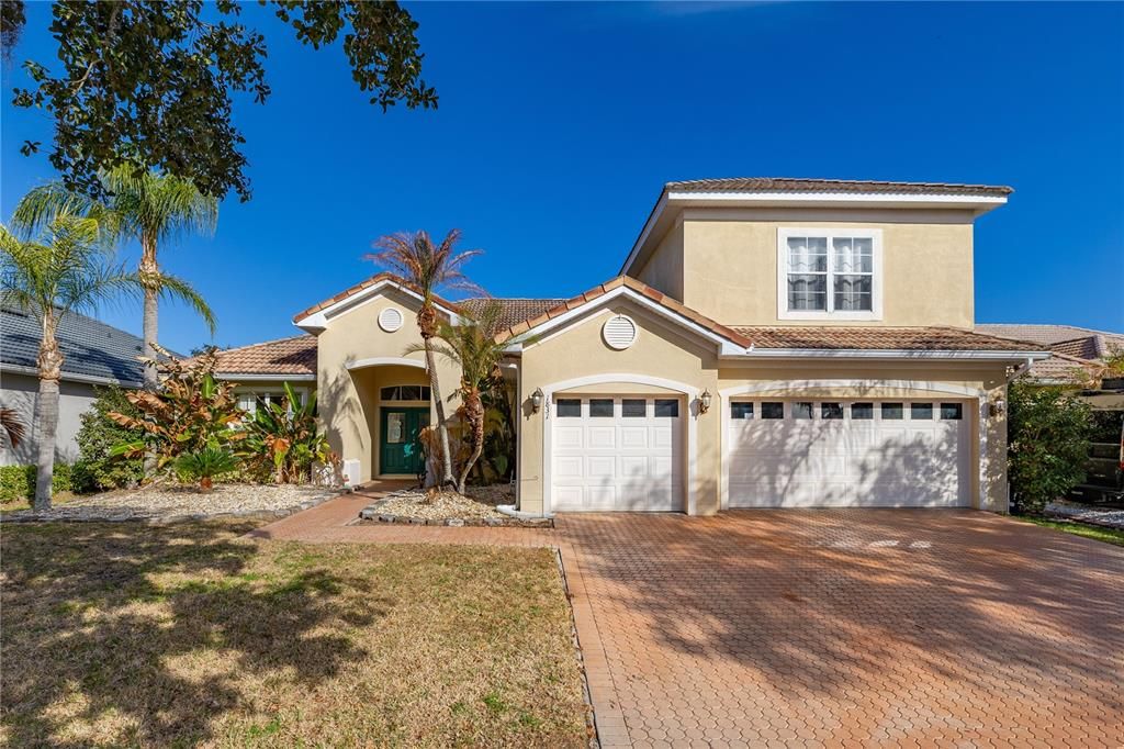 Active With Contract: $539,900 (5 beds, 3 baths, 2813 Square Feet)