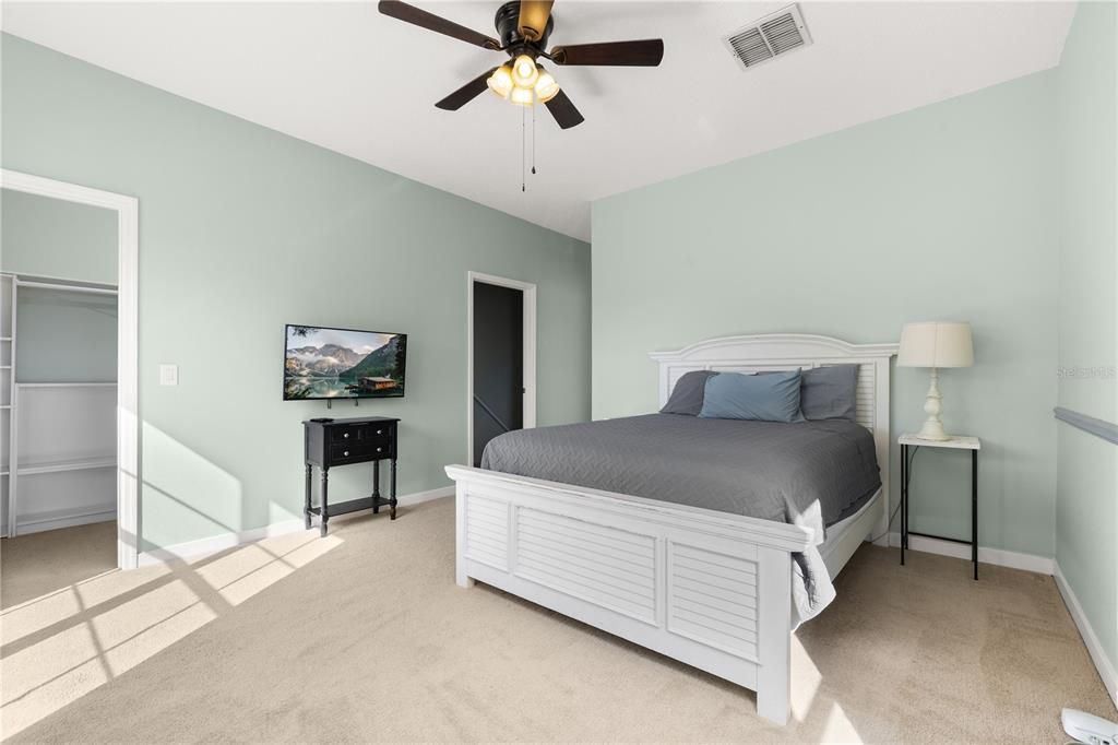 Active With Contract: $539,900 (5 beds, 3 baths, 2813 Square Feet)