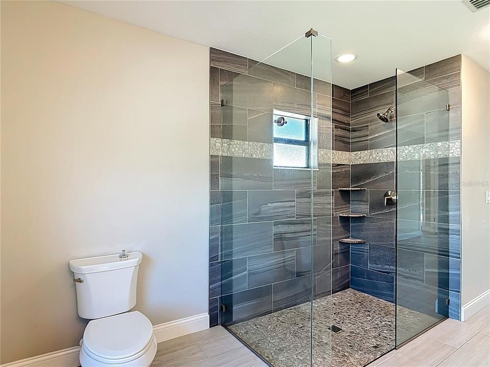 В аренду: $2,950 (3 спален, 2 ванн, 1648 Квадратных фут)