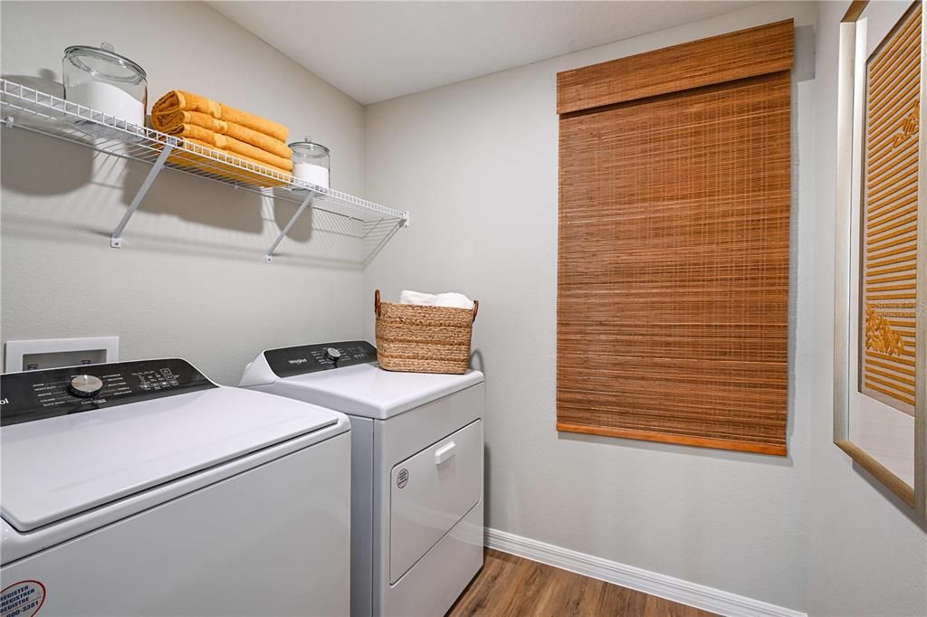 Active With Contract: $409,990 (4 beds, 2 baths, 1850 Square Feet)