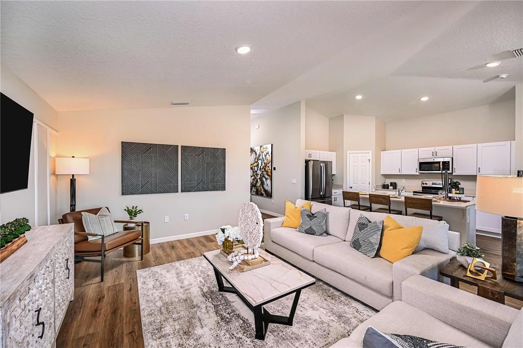 Active With Contract: $409,990 (4 beds, 2 baths, 1850 Square Feet)