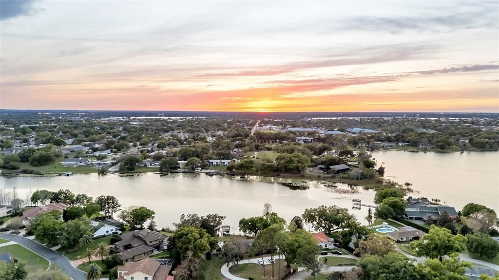 For Sale: $749,000 (5 beds, 3 baths, 3913 Square Feet)