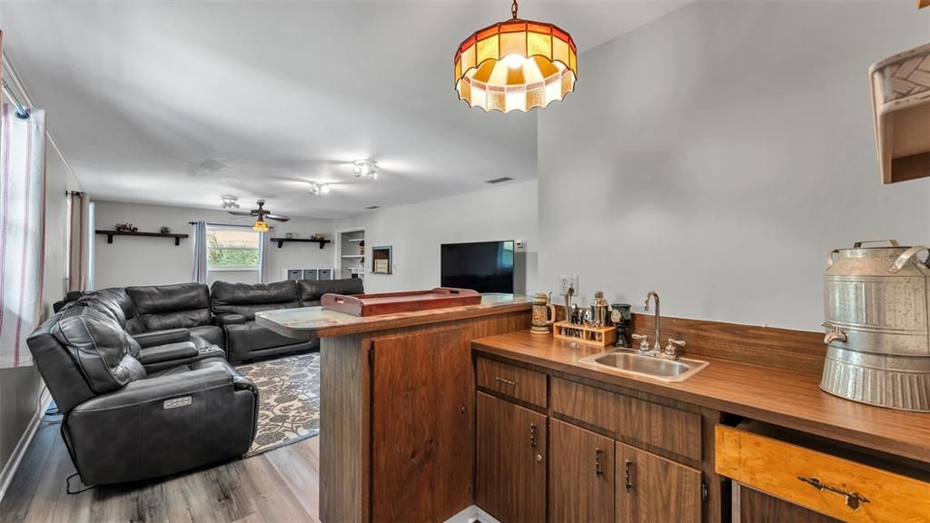 For Sale: $749,000 (5 beds, 3 baths, 3913 Square Feet)