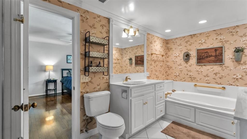 For Sale: $749,000 (5 beds, 3 baths, 3913 Square Feet)