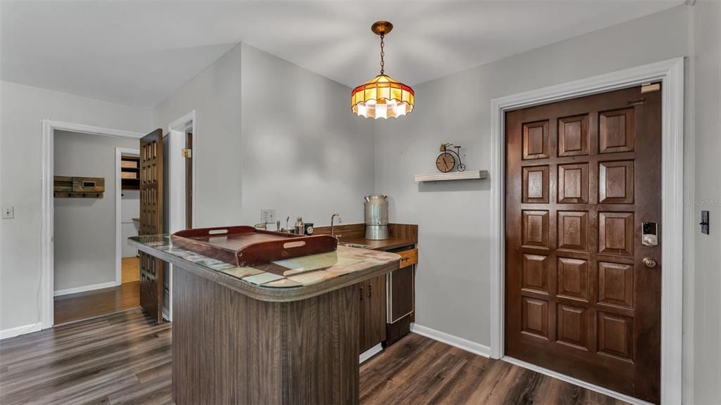 For Sale: $749,000 (5 beds, 3 baths, 3913 Square Feet)