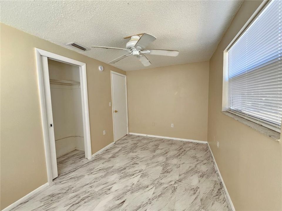 For Rent: $1,375 (2 beds, 1 baths, 720 Square Feet)