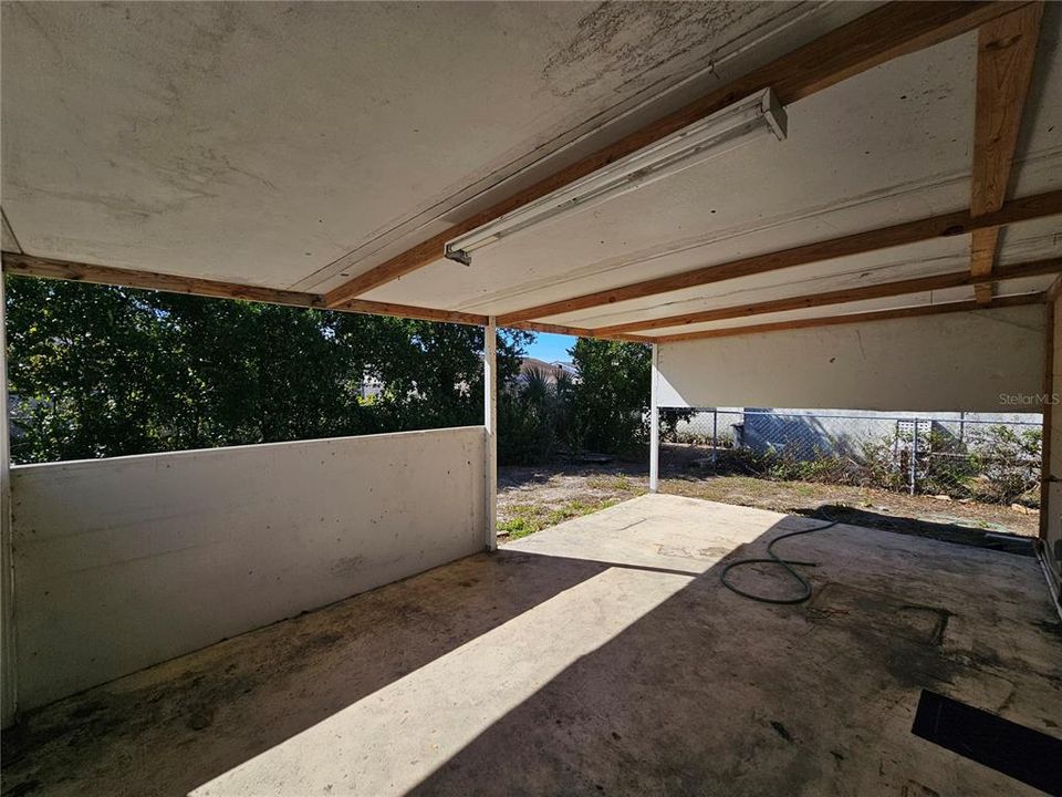 For Rent: $1,375 (2 beds, 1 baths, 720 Square Feet)