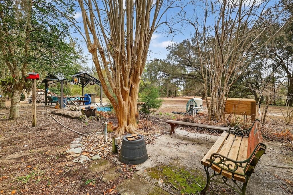 For Sale: $369,000 (3 beds, 2 baths, 1046 Square Feet)