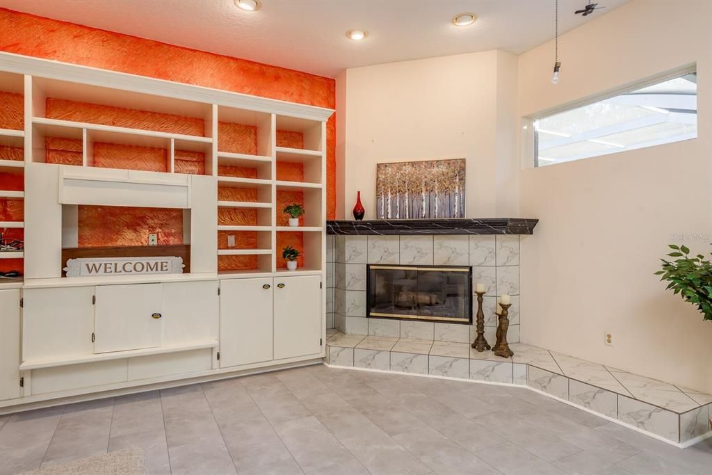 En Venta: $1,465,000 (4 camas, 3 baños, 3051 Pies cuadrados)