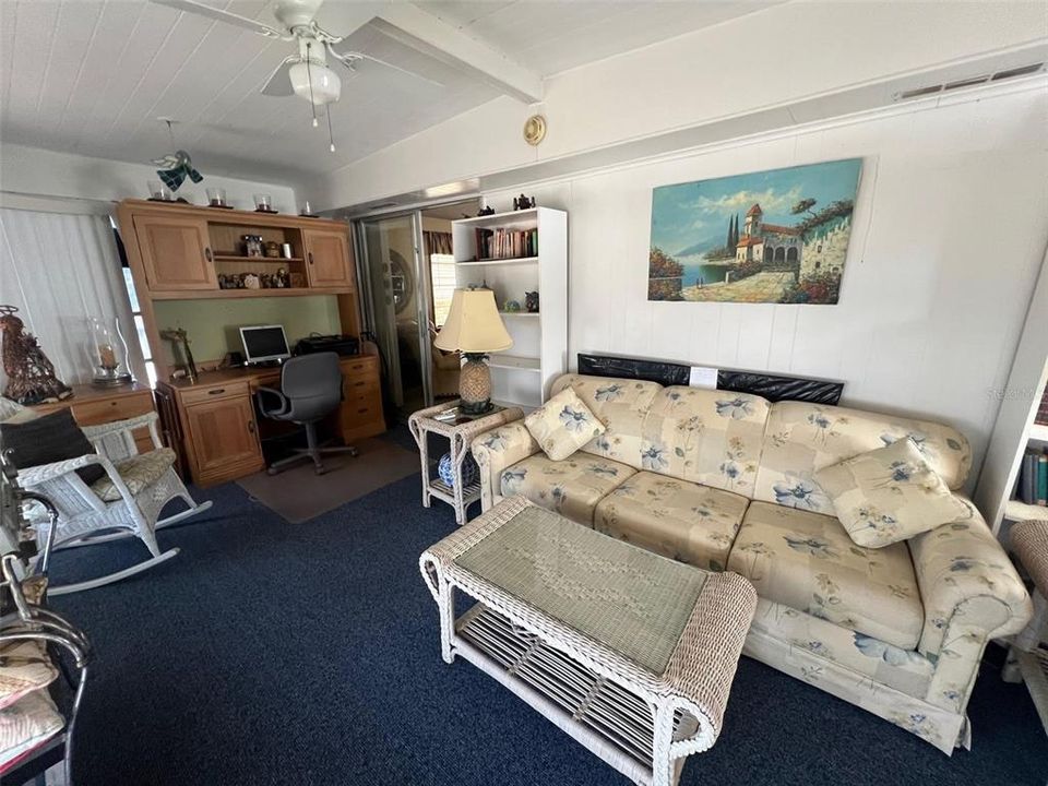 На продажу: $135,000 (2 спален, 2 ванн, 1152 Квадратных фут)