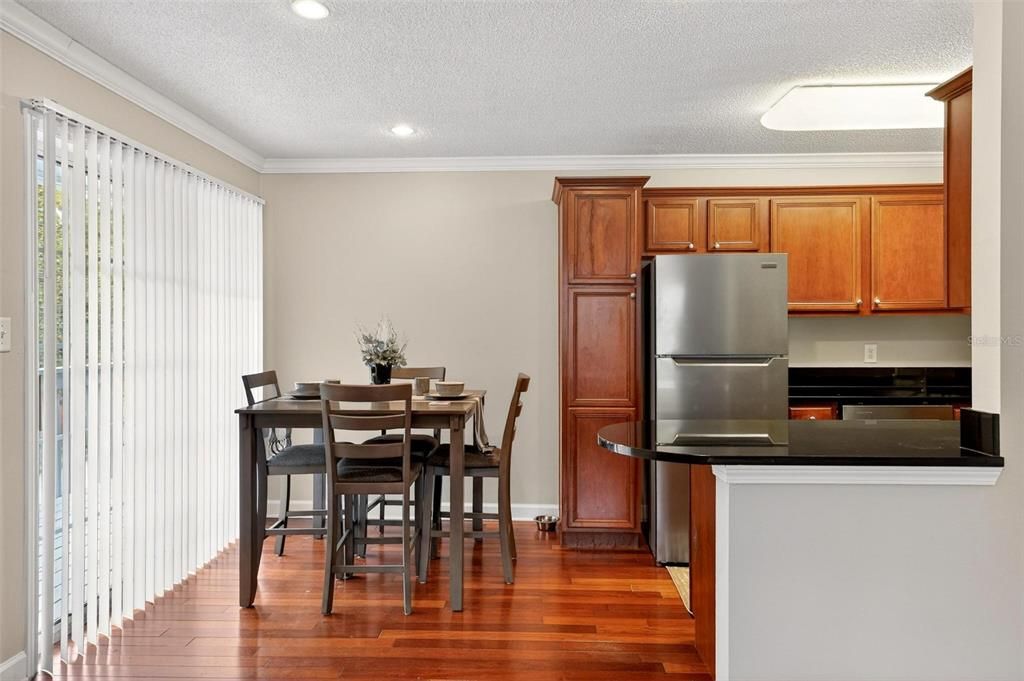 En Venta: $144,900 (1 camas, 1 baños, 636 Pies cuadrados)