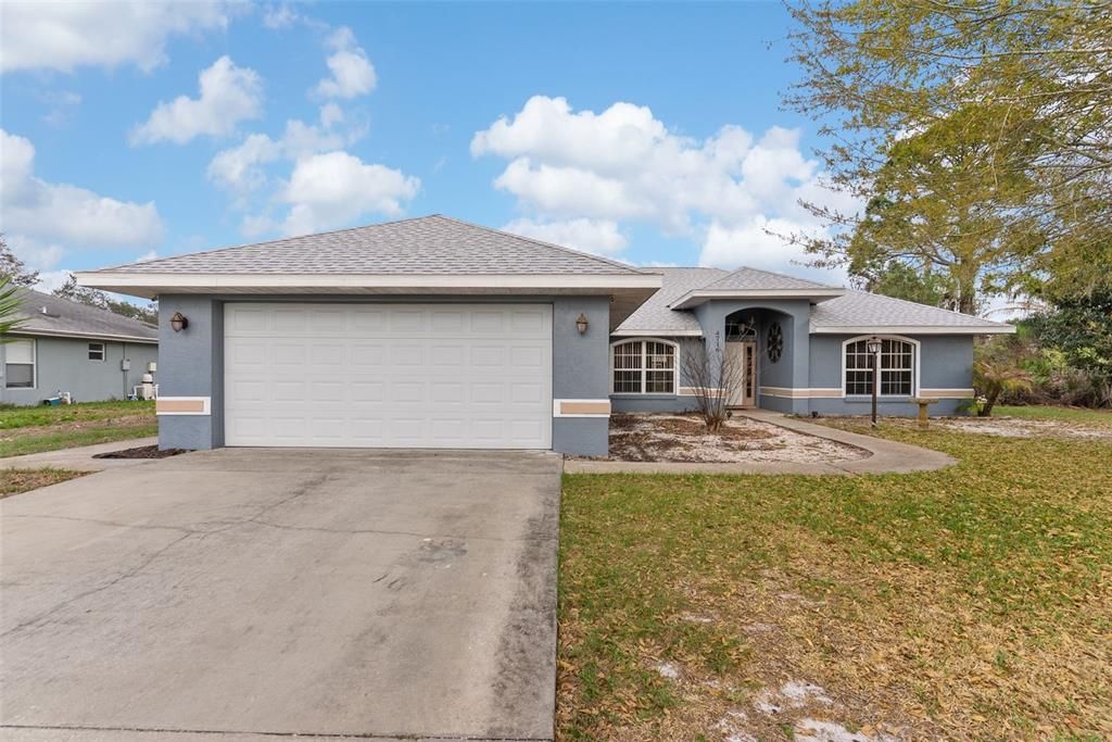 Active With Contract: $300,000 (3 beds, 2 baths, 2043 Square Feet)