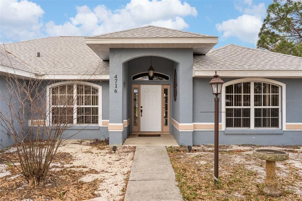 Active With Contract: $300,000 (3 beds, 2 baths, 2043 Square Feet)