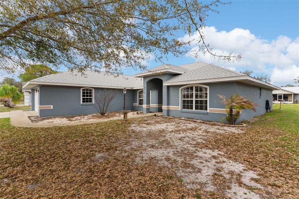 Active With Contract: $300,000 (3 beds, 2 baths, 2043 Square Feet)