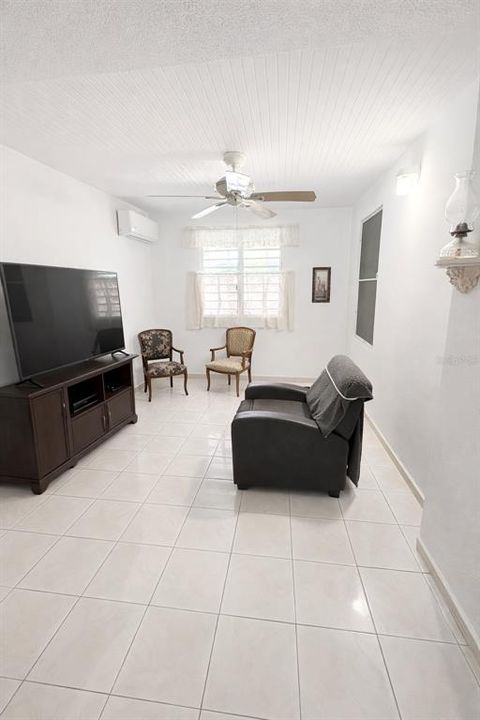 En Venta: $255,000 (3 camas, 3 baños, 0 Pies cuadrados)