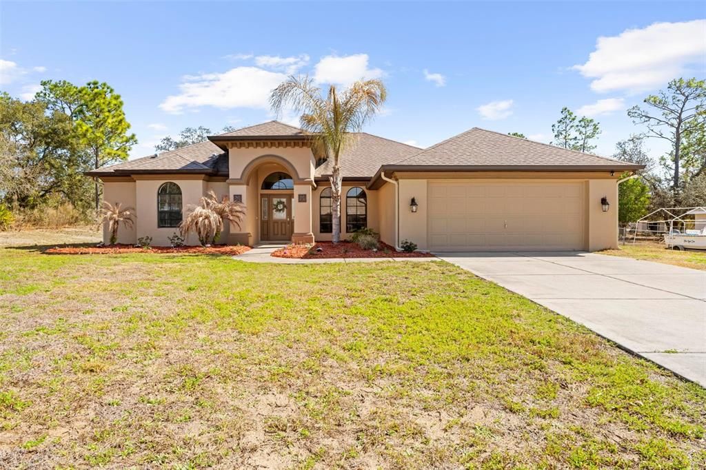 Recently Sold: $499,000 (3 beds, 2 baths, 1996 Square Feet)