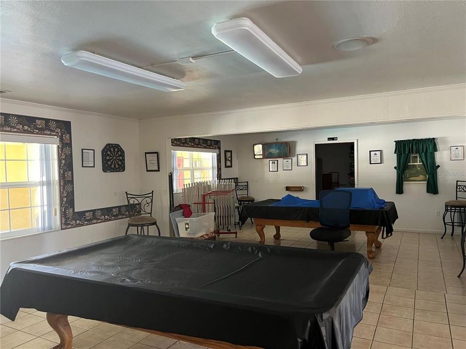 For Sale: $191,500 (2 beds, 2 baths, 1100 Square Feet)