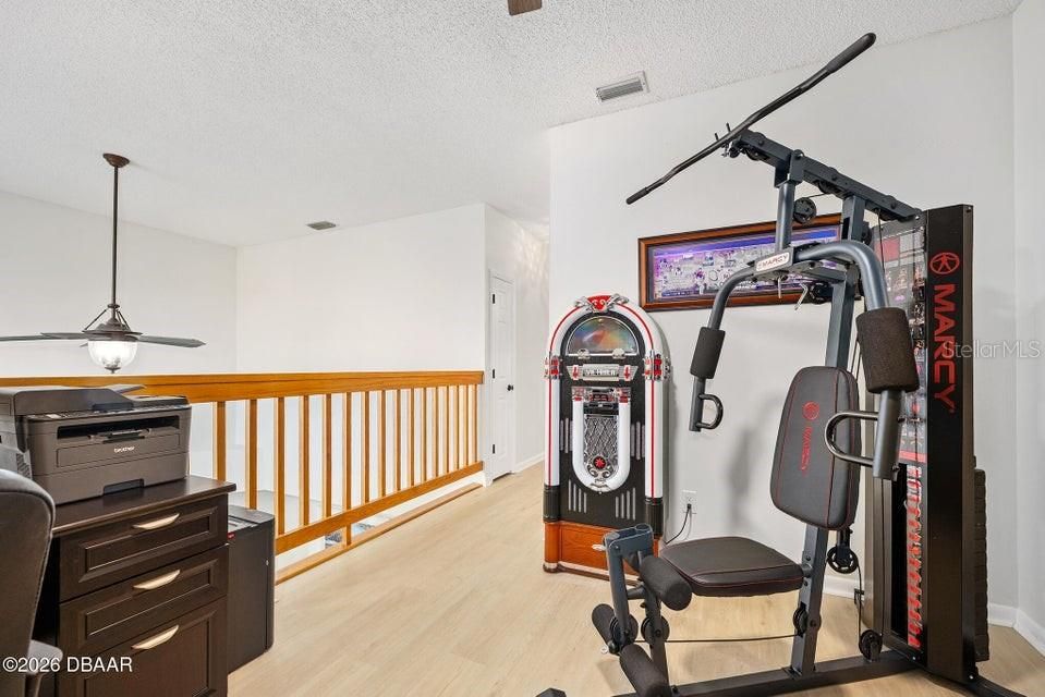 For Sale: $481,400 (3 beds, 2 baths, 1875 Square Feet)