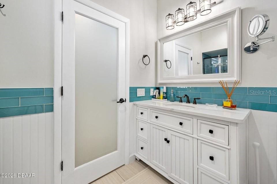 For Sale: $481,400 (3 beds, 2 baths, 1875 Square Feet)