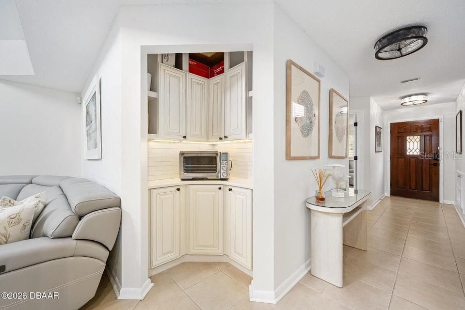 For Sale: $481,400 (3 beds, 2 baths, 1875 Square Feet)