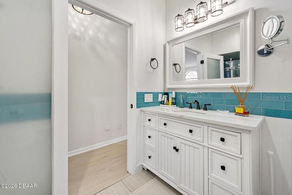 For Sale: $481,400 (3 beds, 2 baths, 1875 Square Feet)