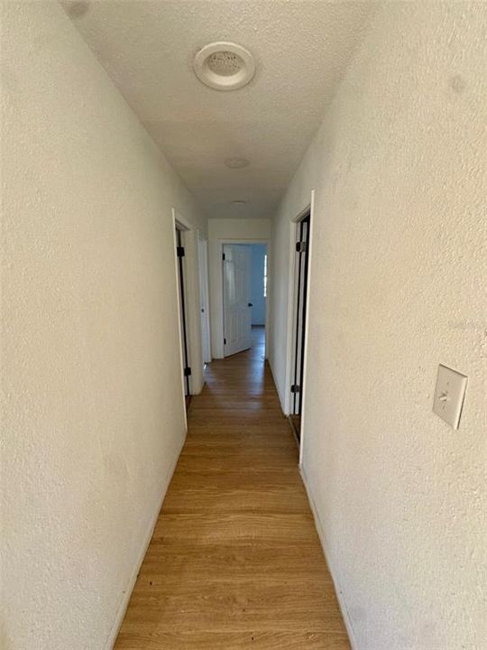 На продажу: $159,950 (3 спален, 2 ванн, 984 Квадратных фут)