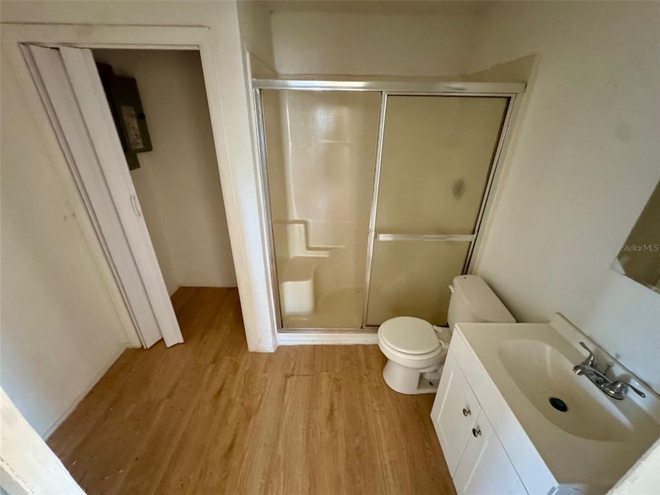 На продажу: $159,950 (3 спален, 2 ванн, 984 Квадратных фут)