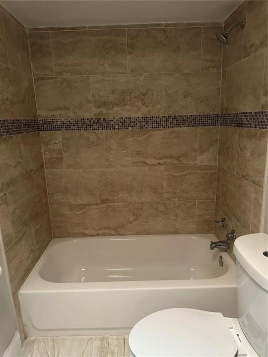 For Rent: $2,000 (3 beds, 2 baths, 1584 Square Feet)